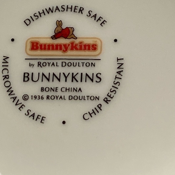 Bunnykins kids handled mug - Picture 4 of 7